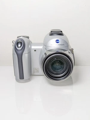 Konica Minolta Dimage Z3 4.0MP Digital Camera (Tested Working)  - Image 1 of 4