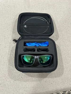 Gafas de sol Costa Del Mar King Tide 6 negras perladas/verdes espejo polarizadas Foto 1 de 4