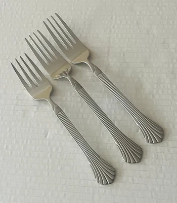 Gibson Acero Inoxidable Flare II 2 Tenedores de Cena y 1 Tenedor de Ensalada Mango Acanalado Brillante  Foto 1 de 4