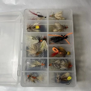 Fly Fishing Flies Lot of Over 200 Various Flies and Sizes With Cases - Picture 1 of 16