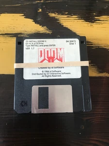 Original DOOM 2 disks / 3.5" floppies / PC - Picture 1 of 4