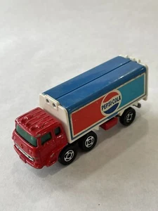 Vintage Tomica FUSO Truck Series Pepsi-Cola Red White Blue Delivery Toy Car - Picture 1 of 4