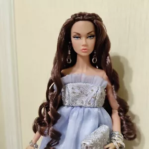 POPPY PARKER YOUNG ROMANTIC WITH OUTFIT SET DOLLS INTEGRITY TOYS - Foto 1 di 15