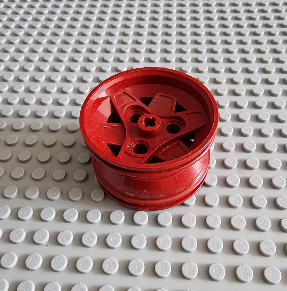 Lego Technic Technik Felge dunkelrot 43.2x26 mm 41896 8088 P46 - Bild 1 von 1