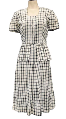Vestido peplum blanco vintage años 40, manga corta a cuadros negros Foto 1 de 4