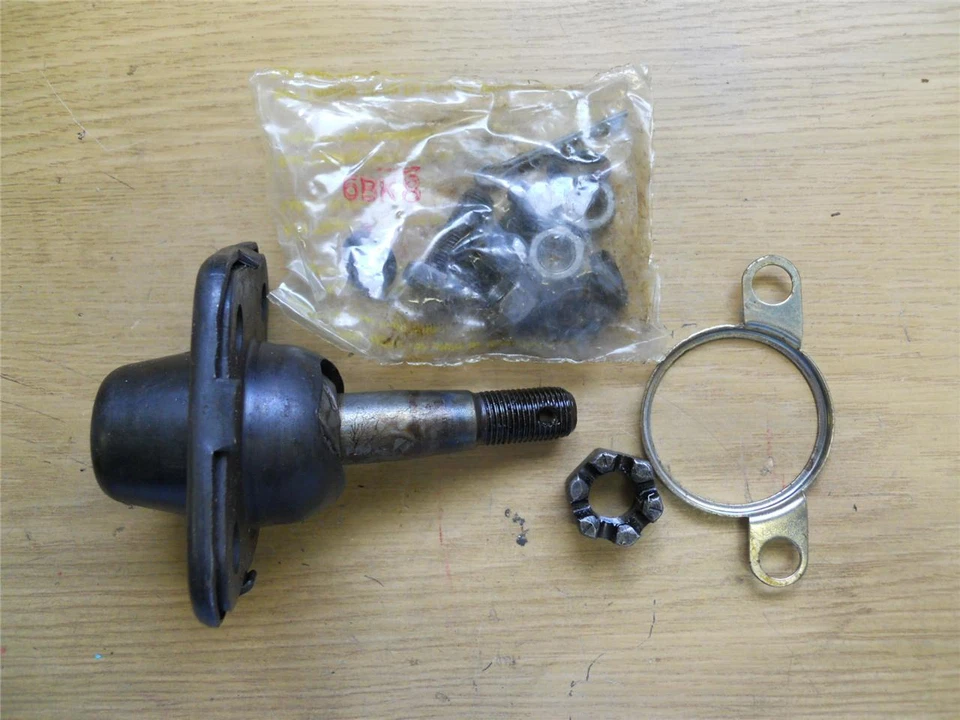 RÓTULA SUPERIOR TRW FORD MERCURY LINCOLN FA912 10262 Foto 1 de 1