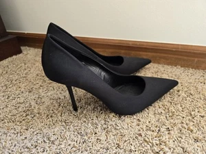 Zara Women’s Black Heels - Picture 1 of 3