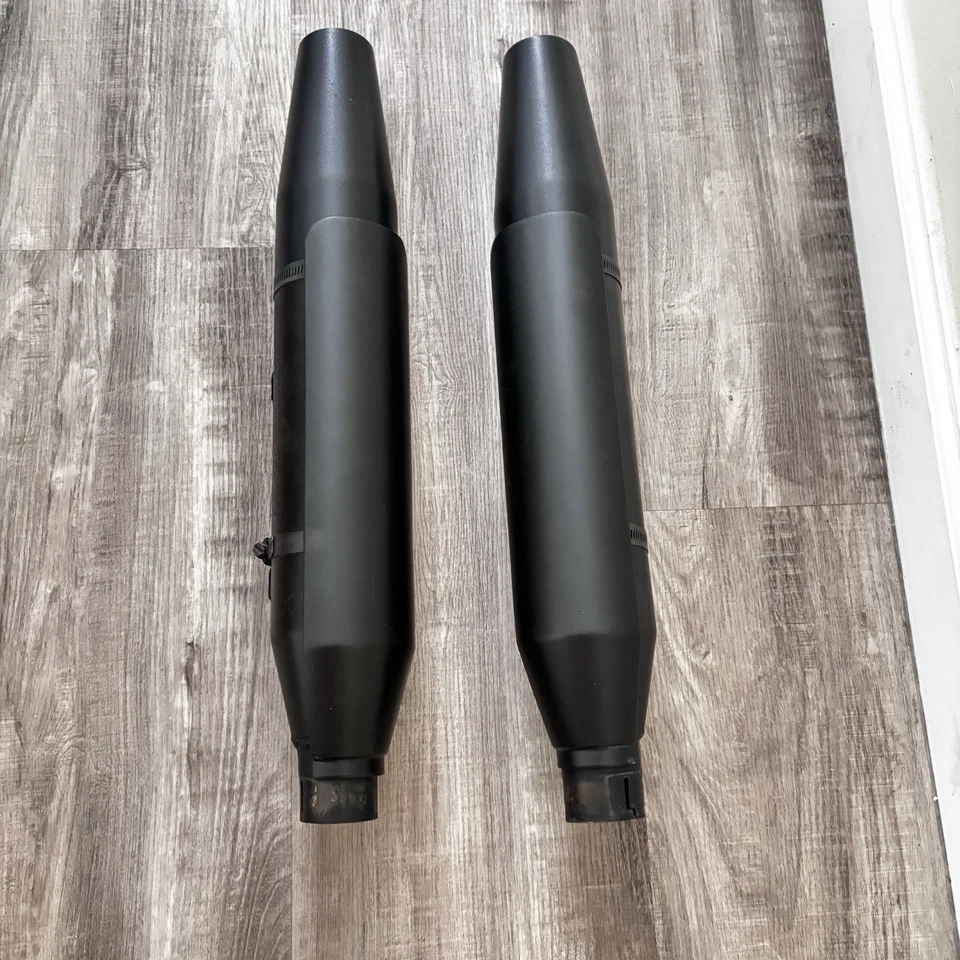 Harley-Davidson Iron 883 2020 OEM sin cordones - escape - Sportster Foto 1 de 4