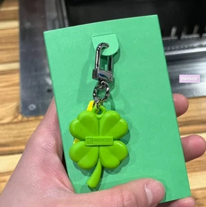 Porte clé trèfle 4 feuilles + Posteler missionnaire orthodoxe quatre piliers du destin 🍀 - Photo 1 sur 4