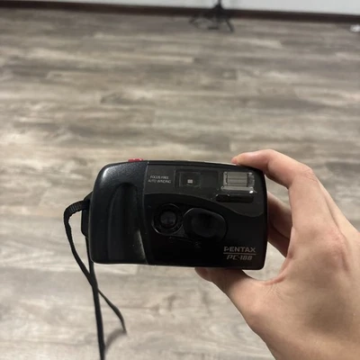Pentax PC 35AF 35mm Point & Shoot Film Camera Untested Vintage  - Image 1 of 3