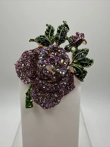 Pink Crystal Rhinestone Rose Flower Gold Tone Brooch Pin - Picture 1 of 5