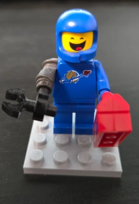 LEGO Space Blue Astronaut Minifigure Complete with Airtanks  - Image 1 of 4