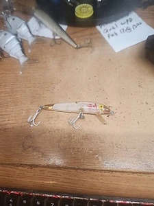 Vintage Cotton Cordell 3.5" Translucent Red Fin Minnow Crankbait Fishing Lure - Picture 1 of 6