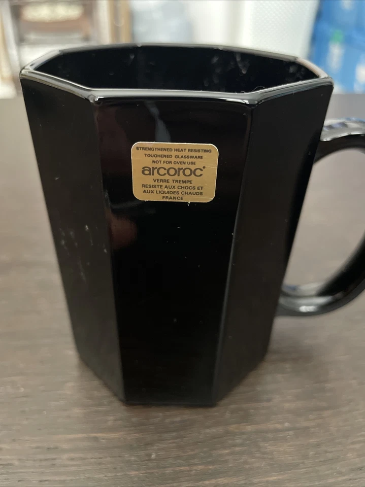 Taza de café Arcoroc negra octágona Octime Francia vidrio vintage Foto 1 de 3