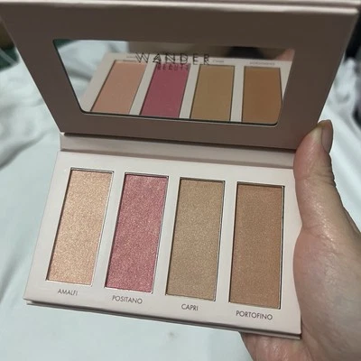 Paleta de rubor y bronceador wander beauty riviera nueva venta de octubre Foto 1 de 4