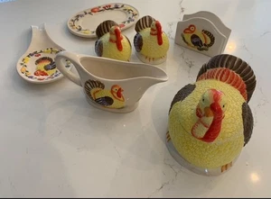 Vintage Truthahn Servier Set (7) Teile Soßenschale Serviettenhalter S & P Streuer etc. - Bild 1 von 24