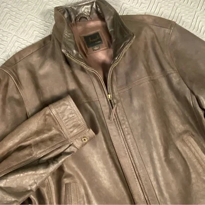 Joseph A Banks Brown Men’s Leather Jacket Size L Excellent Condition - Image 1 of 4