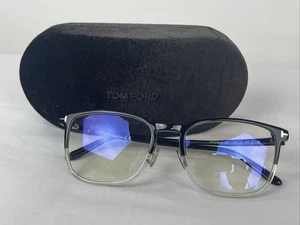Marco óptico de plástico negro brillante Tom Ford TF5699-B 005 55-19-145 TF - Imagen 1 de 12