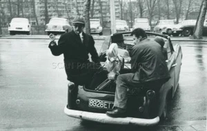 JEAN-LUC GODARD UNE FEMME MARIEE 1964 VINTAGE PHOTO ORIGINAL #13 MOVIE SET - Imagen 1 de 1