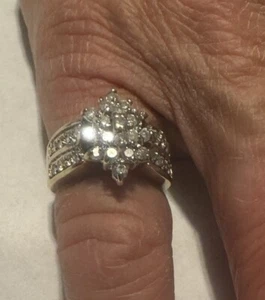 10k Yellow Gold w/ Natural Round Cut Diamond Cluster Cocktail Ring - Picture 1 of 17