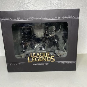 Riot Games League of Legends Limited Edition Ryze and Tryndamere 00688 of 10000 - Bild 1 von 8