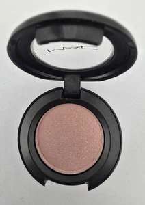 Mac Eyeshadow Slip Pink 1.5g - Picture 1 of 4