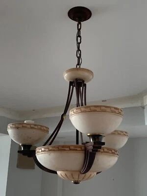 Lámpara de araña vintage genuina de alabastro y bronce Foto 1 de 4