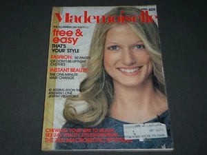 1971 APRIL MADEMOISELLE MAGAZINE - BEAUTIFUL FRONT COVER - FASHION - O 9025 - Picture 1 of 2