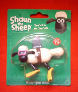 2008 Shaun das Schaf wolliger Wasserbeweger Uhrwerk Badespielzeug neuwertig in Verpackung - Bild 1 von 2