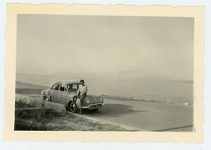 FOTO Foto Snapshot, Oldtimer old car am Wasser - Bild 1 von 2