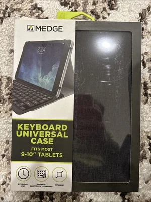 M-Edge Keyboard Universal Case Fits Tablets 9"-10" - Image 1 of 2