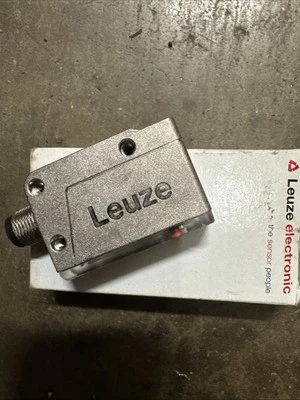 Leuze Reflex-Lichtschranke unpolarisiert 50117379 RK18B.T2/4P-M12 -unused- - Image 1 of 2