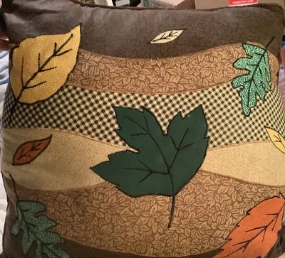 Vintage Beautiful Fall Foliage Hand Appliqué Leaves 🍁 Pillow 15” X 15” X 3” - Image 1 of 2
