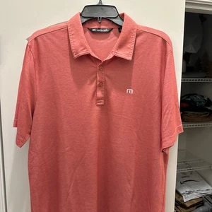 Travis Mathew Shirt Men's Large Salmon Color Short Sleeve Golf Polo - Picture 1 of 6