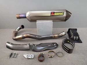 KTM 690SMC/R 12-17 AKRAPOVIC FMF Powerbomb Slip-on Muffler - Picture 1 of 24