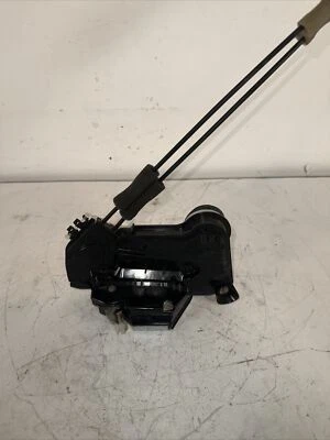 Toyota Prius V Power 2012-2018 cerradura de puerta pestillo actuador delantero lado izquierdo OEM Foto 1 de 4