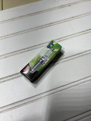 Bujía Denso Iridium TT para KIA SPORTAGE 2011-2016 L4-2,4 L Foto 1 de 2