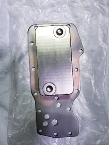 ENFRIADOR DE ACEITE ISB 5.9L 24V/7 PLACA PARA APLICACIÓN CUMMINS. - Imagen 1 de 2
