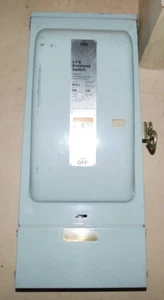 ITE 200 Amp 240 Volt Two Pole Nema 3R Fused Disconnect - Picture 1 of 12