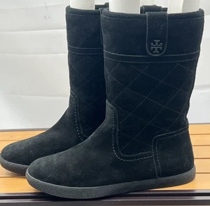 Bota para mujer Tory Burch Logo negra de gamuza dividida forrada de piel de oveja - TALLA 7 - Imagen 1 de 14