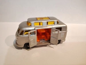 LESNEY MATCHBOX VOLKSWAGEN CAMPER SILVER  HIGH ROOF 1967 No.34 - Picture 1 of 6