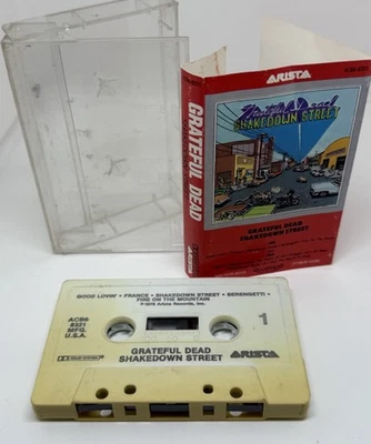 Grateful Dead - Shakedown Street  Cassette Tape Arista (staining On Plastic) Foto 1 de 4
