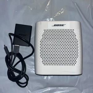  Bose SoundLink Color Bluetooth speaker - Picture 1 of 2