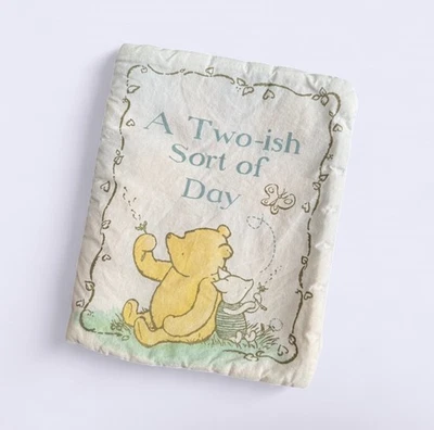 Винтажная детская книга ручной работы из мягкой хлопчатобумажной ткани с Винни-Пухом - Изображение 1 из 4