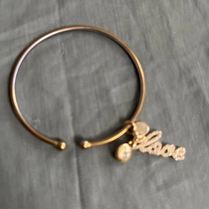 bracciale charm vince camuto love - Foto 1 di 10