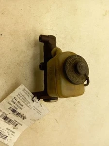 91-92 TOYOTA LANDCRUISER 4.0L 4WD AT BRAKE MASTER CYLINDER ASSEMBLY - Picture 1 of 12
