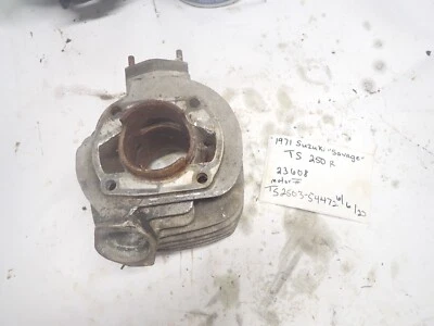 Suzuki TS250 TS 250 1971 cilindro jarra barril Foto 1 de 4