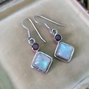 Vintage 925 Sterling Silver Earrings, Natural Moonstones And Red Garnet Dangle - Picture 1 of 7