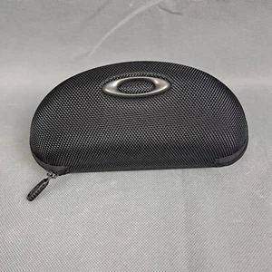 Oakley Sunglasses Case Hard Shell Carbon Fiber Zip Vault Pill Travel Carrier - Picture 1 of 10