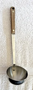 Vintage Trauzeugin Schöpfkelle Holzgriff Edelstahl Suppenheber mit Ausguss USA - Bild 1 von 10